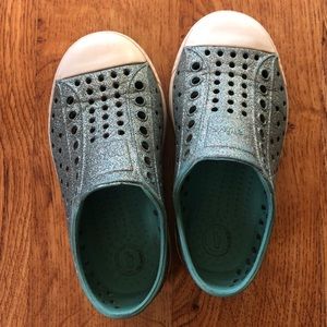 Teal sparkle Natives size little girl 8